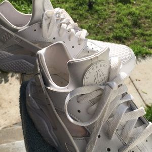 Women’s Nike Hurache Run